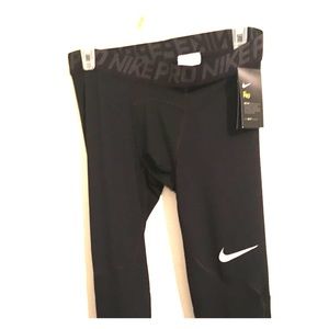 Men’s bundle of 3  Nike pro compression pants.